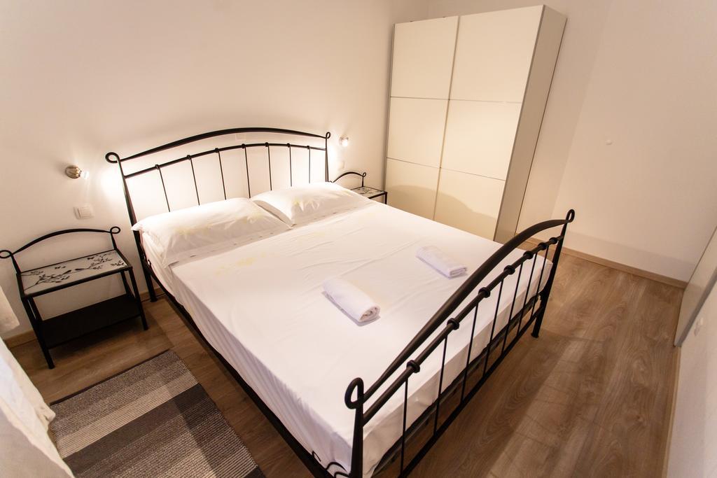 Filip Apartment Omiš Habitación foto